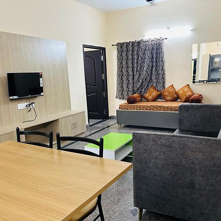 Y Stay Homestay 티루파티 외부 사진